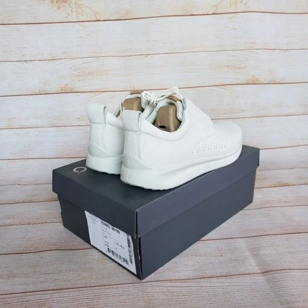 ECCO Women's Leather Aquet Perforated Tie Oxford Walking Comfortable Shoes White